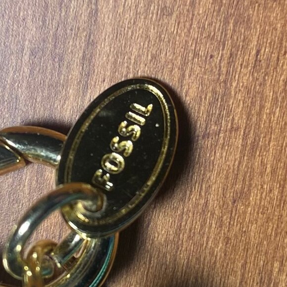 Women's Fossil Nylon Wristlet Pouch Holds Small Phone, Keys, Cash or Cards - Picture 2 of 10